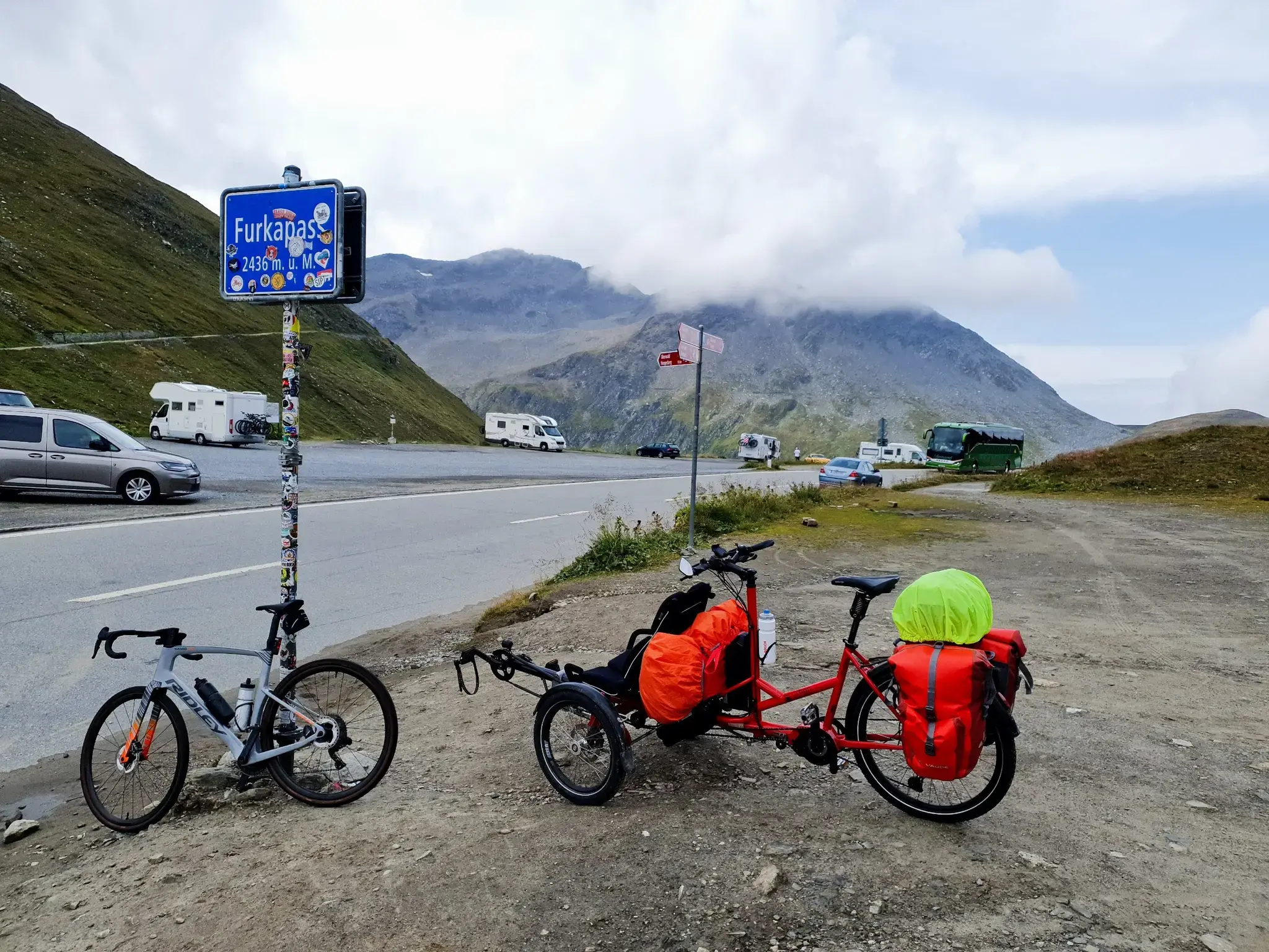 tandem Pino HASE electrique 3 roues pour voyage PMR ou handicap