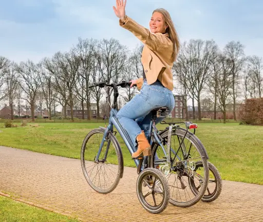 velo equilibre - roues stabilisatrices adulte ou handicap PMR velo equilibre - roues stabilisatrices adulte ou handicap PMR