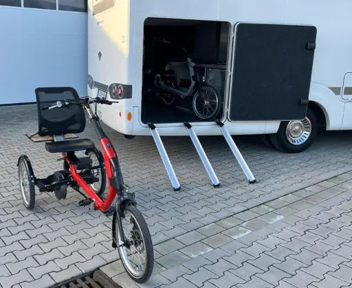 rails pour monter tricycle dans soute camping car