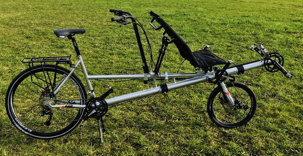 [CAT_PERF_1220] Tandem semi-couché PERFORMER 2WD 